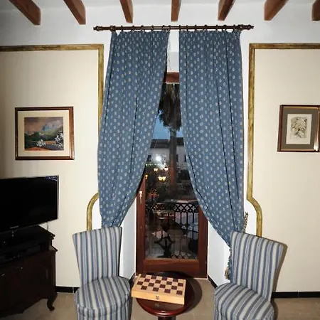 Petit Sa Placa Hotel Petra (Mallorca)